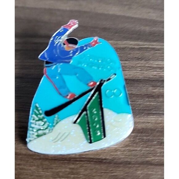 VTG Pin Colorado Destination Imagination Ski Lapel Hat pin Cap Brooch Badge 2003 - Picture 4 of 10